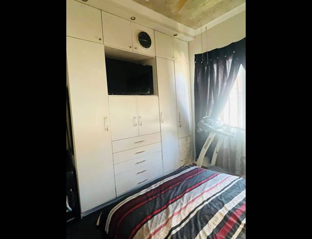 2 bed property to rent in MALANSHOF